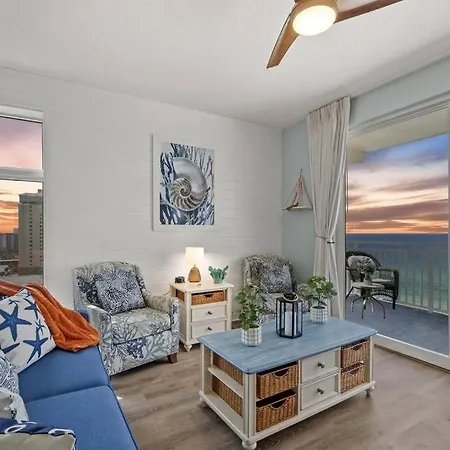 Coral Charm Apartment